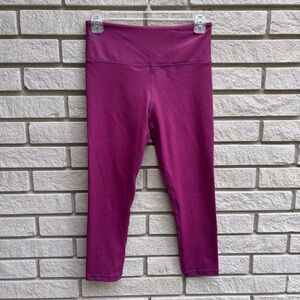 ZYIA Burgundy Purple Metallic Light N Tight Cropped Leggings Small (6-8)